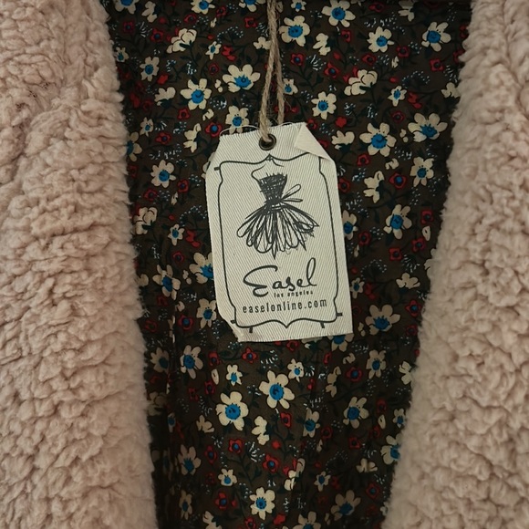 NWT Easel Teddy Coat - Picture 2 of 5